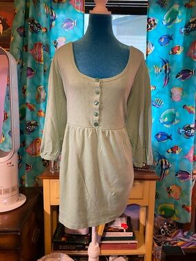 2 Roman’s brand tops perfect for Spring